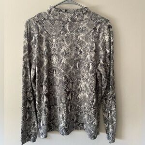 Ann Taylor Factory Gray Snake Print Mock Neck Long Sleeve Top | Size Large NWOT